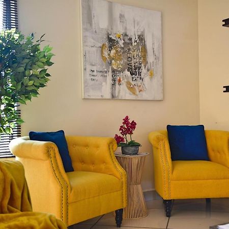 Green Haven Apartments เอซูลวินิ ภายนอก รูปภาพ
