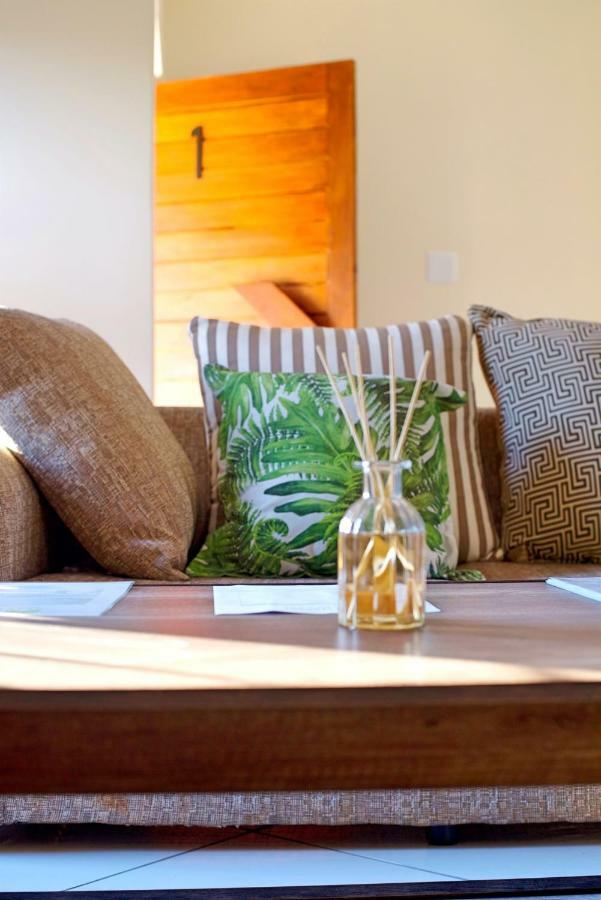 Green Haven Apartments เอซูลวินิ ภายนอก รูปภาพ