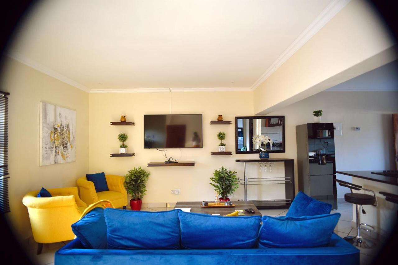 Green Haven Apartments เอซูลวินิ ภายนอก รูปภาพ