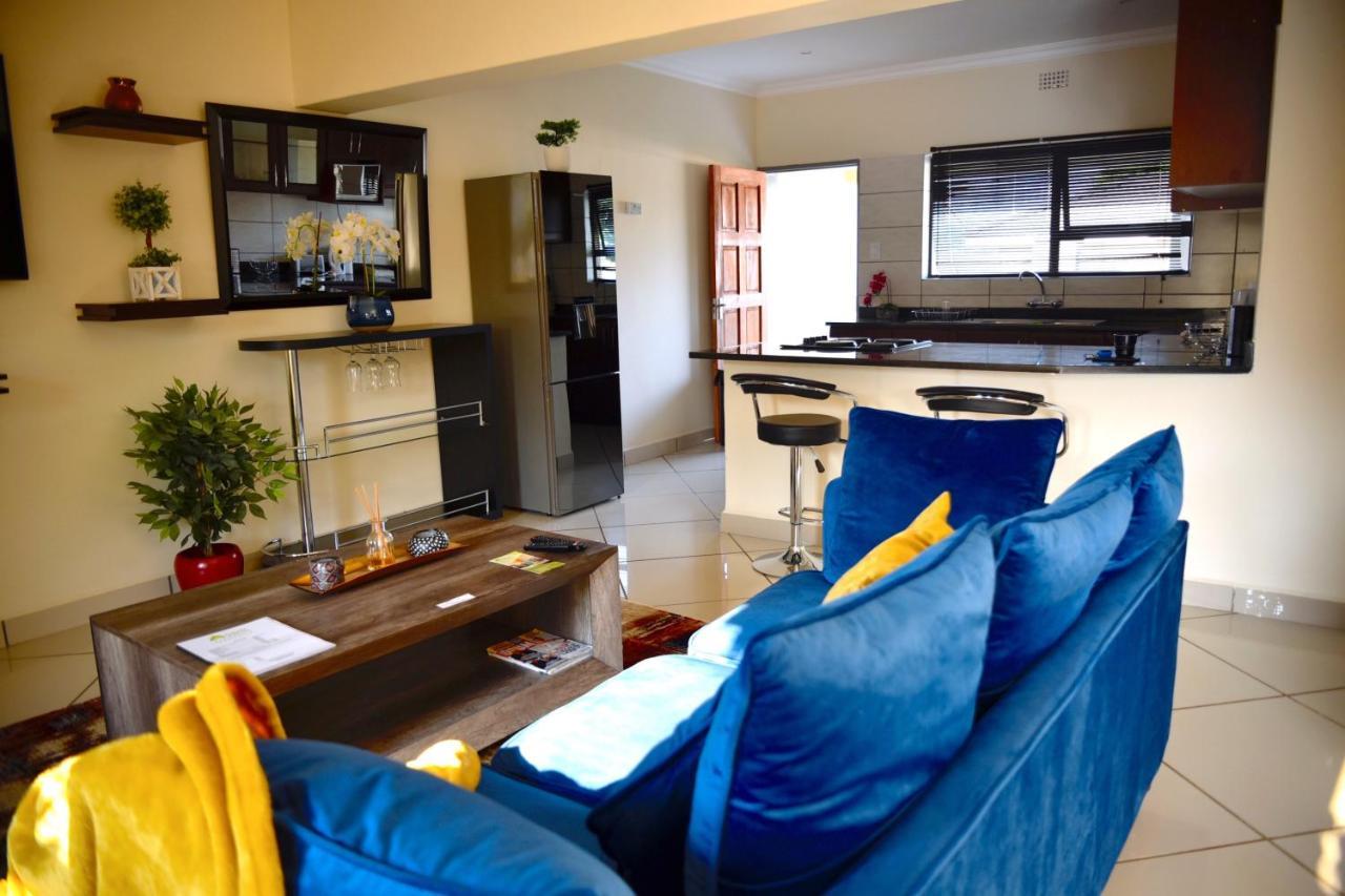 Green Haven Apartments เอซูลวินิ ภายนอก รูปภาพ