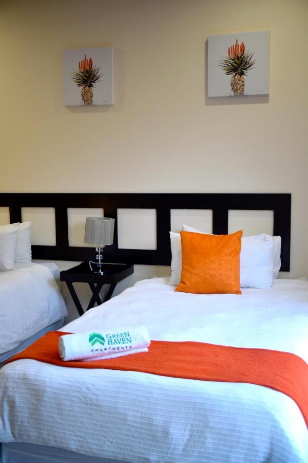 Green Haven Apartments เอซูลวินิ ภายนอก รูปภาพ