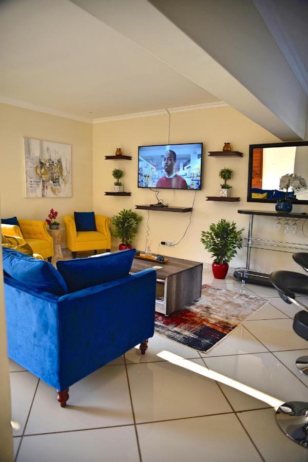 Green Haven Apartments เอซูลวินิ ภายนอก รูปภาพ