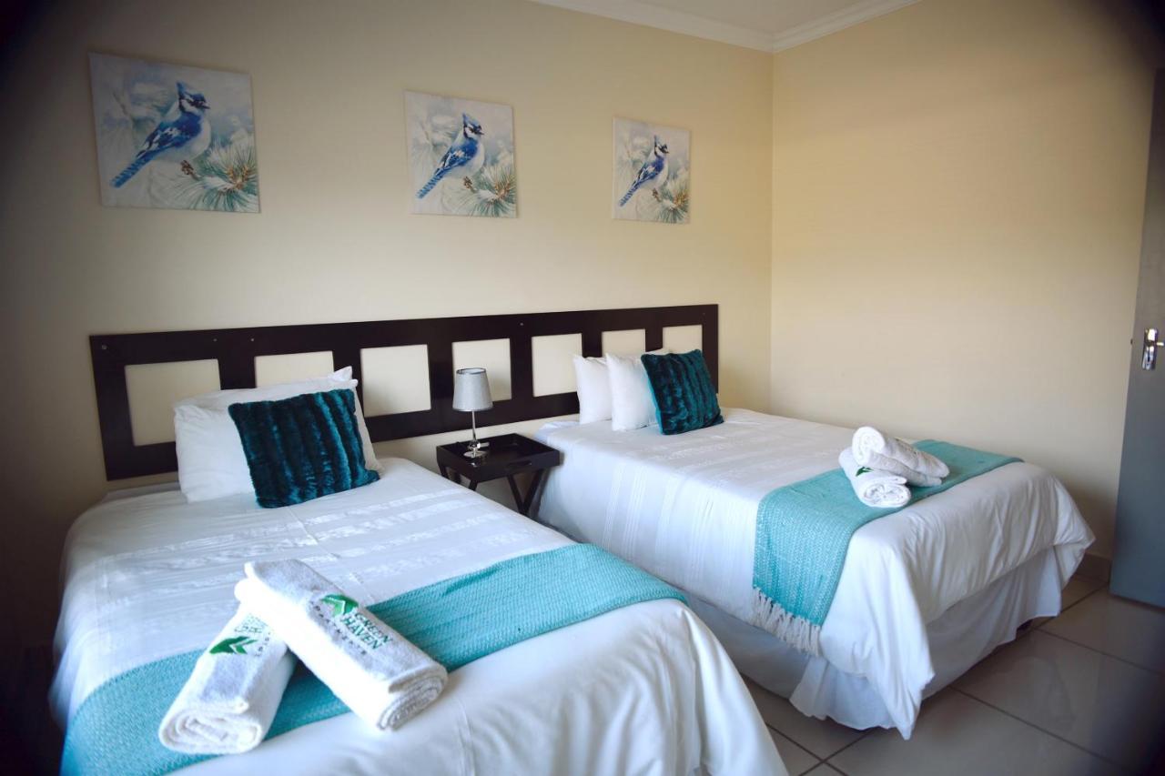 Green Haven Apartments เอซูลวินิ ภายนอก รูปภาพ