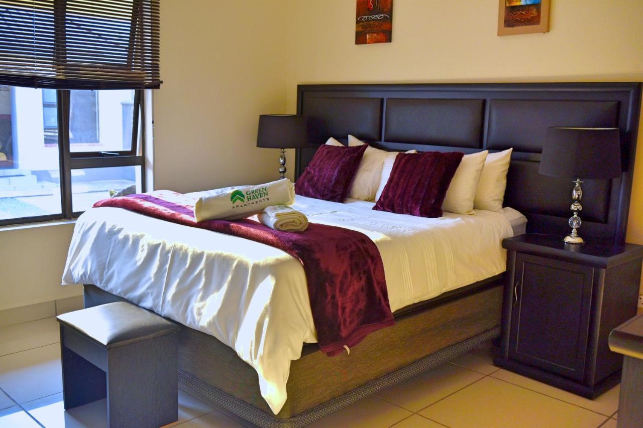 Green Haven Apartments เอซูลวินิ ภายนอก รูปภาพ